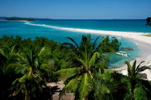 andilana-beach-2-300x200