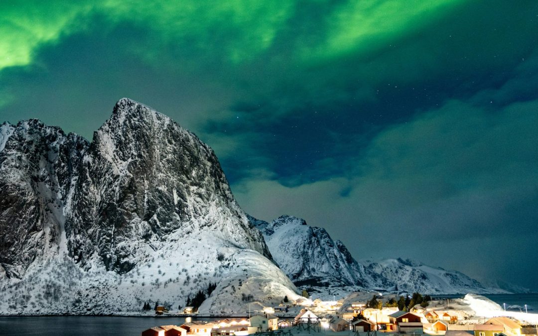 SPECIALE CAPODANNO ARTICO: NORVEGIA SOTTO L’AURORA – TROMSØ, HARSTAD E LOFOTEN – 8 GIORNI/ 7 NOTTI